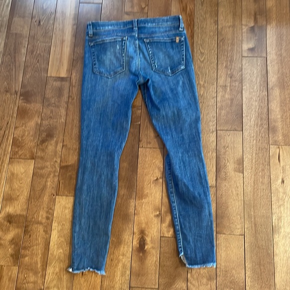 Joe’s Skinny Ankle Distressed Size 26 Denim - Picture 7 of 9
